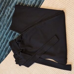 Maurices "Paper Bag" Style Wide Leg Crop Trousers Size M